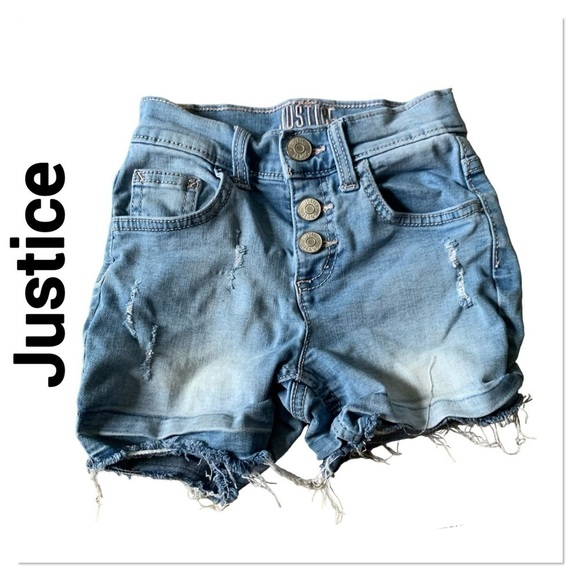 JUSTICE Lightwash Denim Cutoff Shorts size 7 - Picture 1 of 4